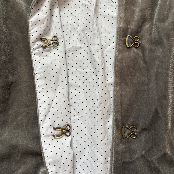 NEW Vignette Jane Gray Silver Velvet Coat with Peter Pan Collar - Picture 10 of 10